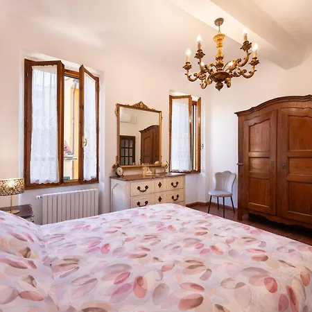 Keys Of Italy - Allegri 11 - 2 Bedrooms Nearby Santa Croce