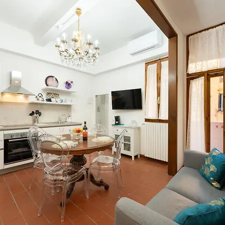 Keys Of Italy - Allegri 11 - 2 Bedrooms Nearby Santa Croce Apartment Florence